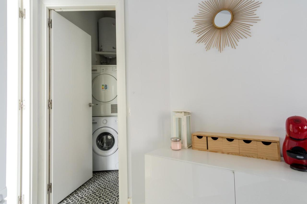 Modern Apartment-1Bedroom 1Bathroom-Tetuan マドリード エクステリア 写真