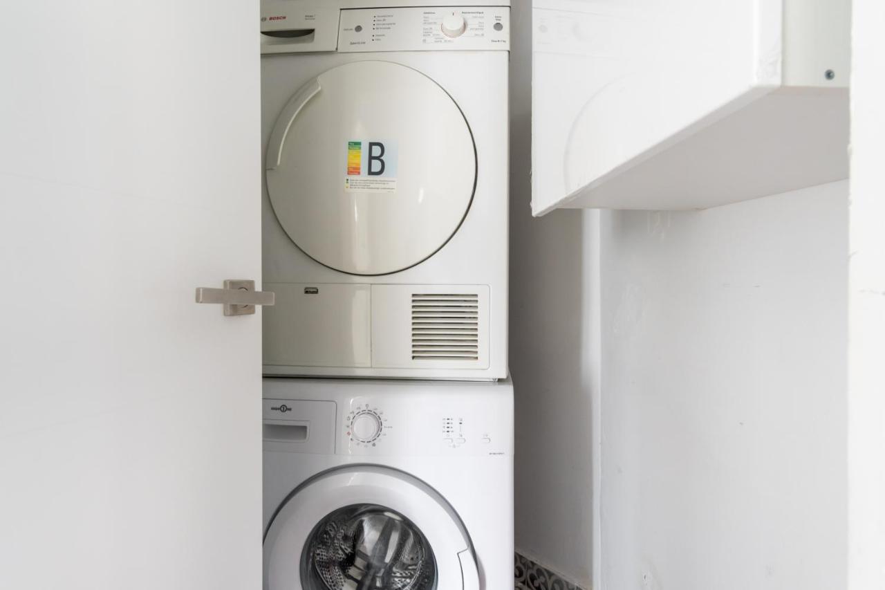 Modern Apartment-1Bedroom 1Bathroom-Tetuan マドリード エクステリア 写真