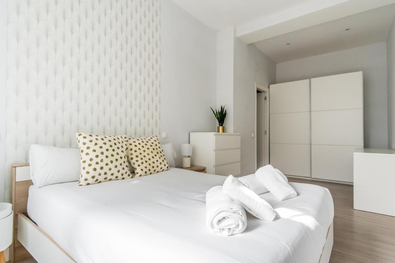 Modern Apartment-1Bedroom 1Bathroom-Tetuan マドリード エクステリア 写真