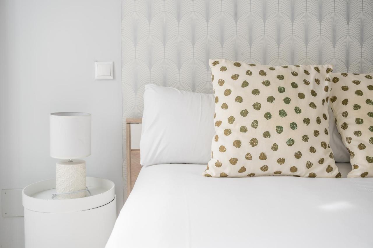 Modern Apartment-1Bedroom 1Bathroom-Tetuan マドリード エクステリア 写真