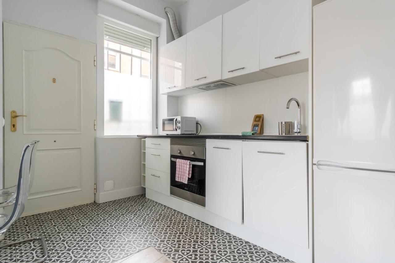 Modern Apartment-1Bedroom 1Bathroom-Tetuan マドリード エクステリア 写真